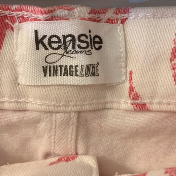 🌷✅✅Kensie Vintage Luxe Raw Hem Distressed Skirt in Palm Leaves Strawberry - Picture 4 of 6